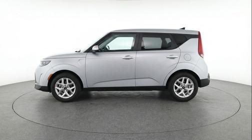 Steel Gray 2025 Kia Soul LX