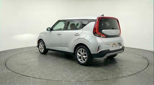 Steel Gray 2025 Kia Soul LX