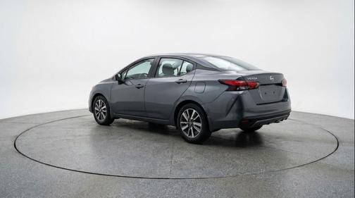 Gun Metallic 2025 Nissan Versa 1.6 SV