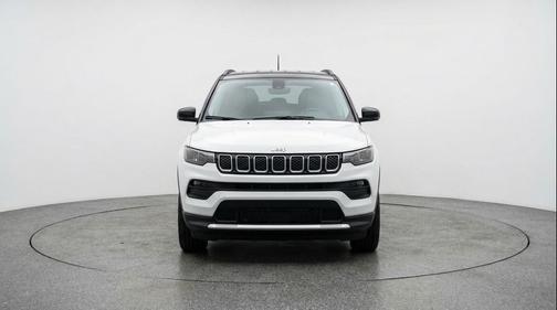 Bright White Clearcoat 2025 Jeep Compass Limited