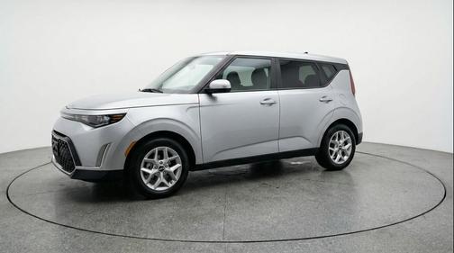Steel Gray 2025 Kia Soul LX