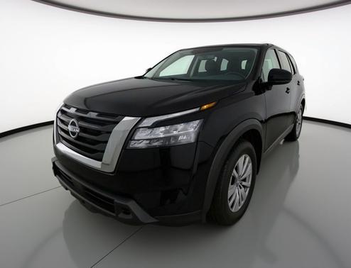 Super Black 2025 Nissan Pathfinder SV FWD