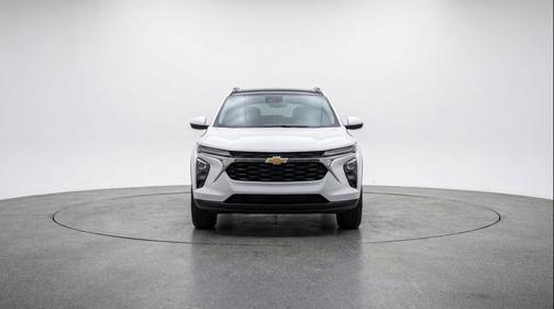 Summit White 2025 Chevrolet Trailblazer LT