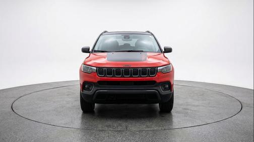 Red Hot Pearlcoat 2025 Jeep Compass Trailhawk
