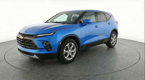 Riptide Blue Metallic 2025 Chevrolet Blazer 2LT