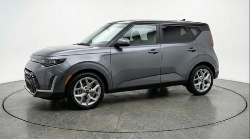 Gravity Gray 2025 Kia Soul LX
