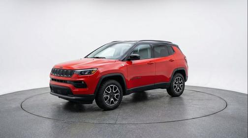 Red Hot Pearlcoat 2025 Jeep Compass Trailhawk