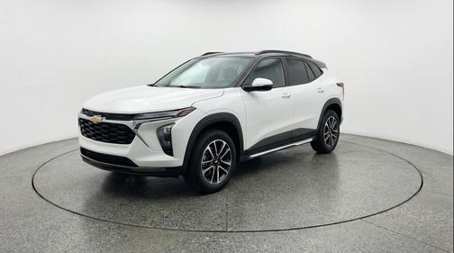 Summit White 2025 Chevrolet Trailblazer LT