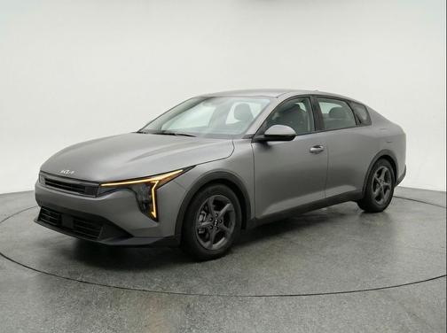 Morning Haze 2025 Kia K4 LXS