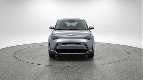 Gravity Gray 2025 Kia Soul LX