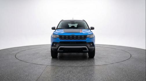 Hydro Blue Pearlcoat 2025 Jeep Compass Trailhawk