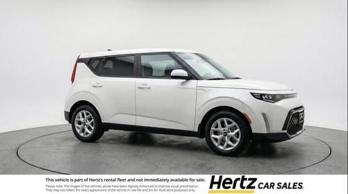 Snow White Pearl 2025 Kia Soul LX