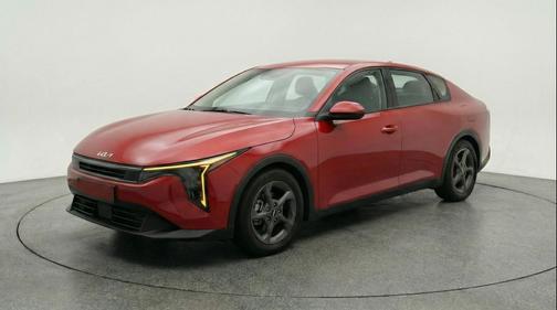 Currant Red 2025 Kia K4 LXS