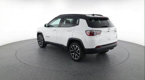 Bright White Clearcoat 2025 Jeep Compass Limited