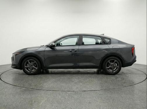 Interstellar Gray 2025 Kia K4 LXS