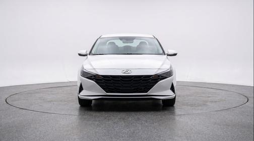 Serenity White 2025 Hyundai ELANTRA Limited