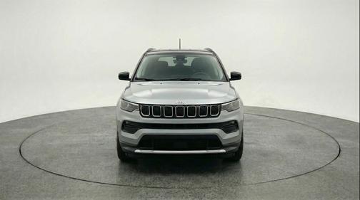 Silver Zynith Metallic Clearcoat 2025 Jeep Compass Limited