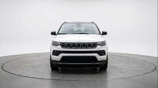 Bright White Clearcoat 2025 Jeep Compass Limited