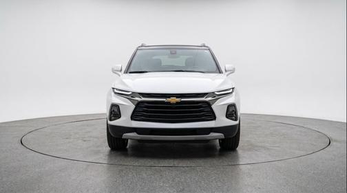 Summit White 2025 Chevrolet Blazer 2LT