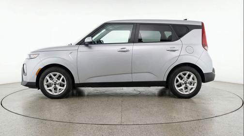 Steel Gray 2025 Kia Soul LX