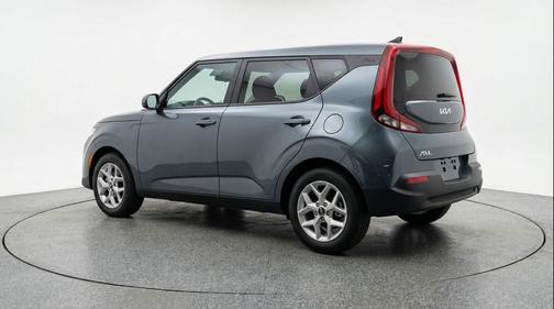 Gravity Gray 2025 Kia Soul LX