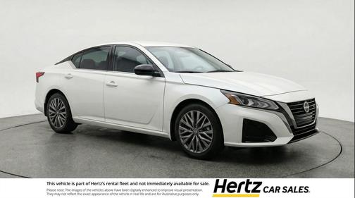 Glacier White 2025 Nissan Altima SV FWD