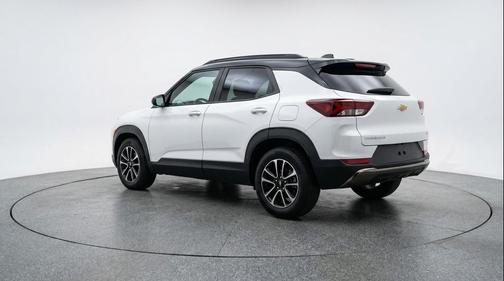 Summit White 2025 Chevrolet Trailblazer LT