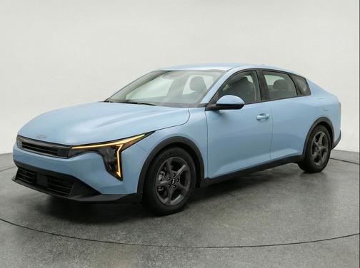 Morning Haze 2025 Kia K4 LXS