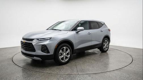 Sterling Gray Metallic 2025 Chevrolet Blazer 2LT