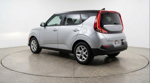Steel Gray 2025 Kia Soul LX