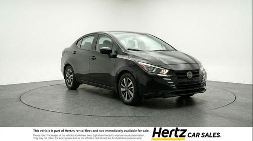Super Black 2025 Nissan Versa 1.6 SV