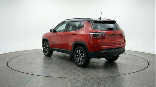 Red Hot Pearlcoat 2025 Jeep Compass Trailhawk