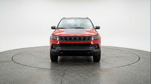 Red Hot Pearlcoat 2025 Jeep Compass Trailhawk