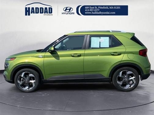 2022 Hyundai VENUE SEL