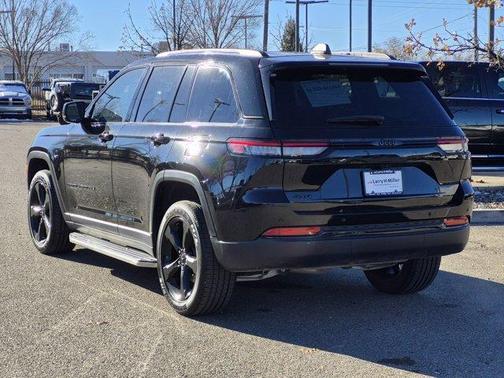 2024 Jeep Grand Cherokee Laredo