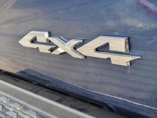 Patriot Blue Pearlcoat 2024 RAM 2500 Big Horn