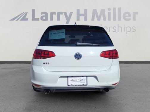 2016 Volkswagen Golf GTI SE