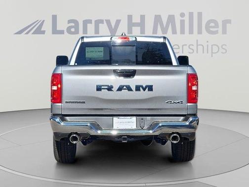 Billet Silver Metallic Clearcoat 2026 RAM 1500 Big Horn