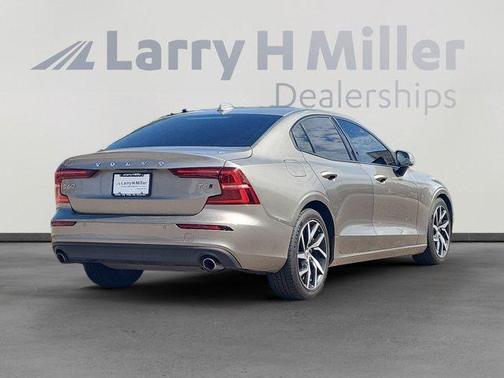 2019 Volvo S60 T6 Momentum