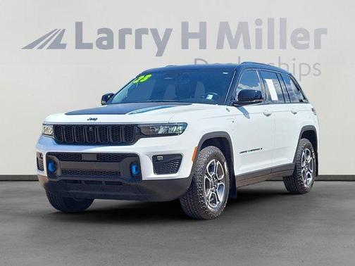 2023 Jeep Grand Cherokee 4xe Trailhawk