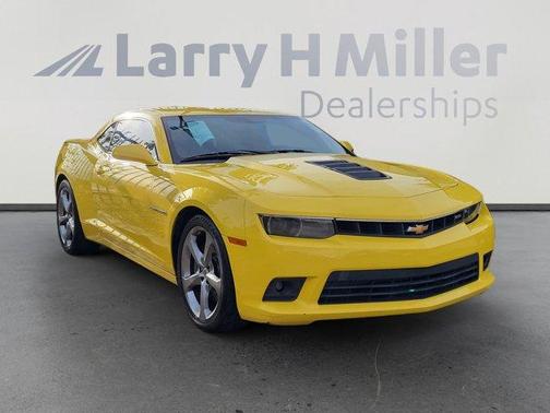 Bright Yellow 2014 Chevrolet Camaro 2SS