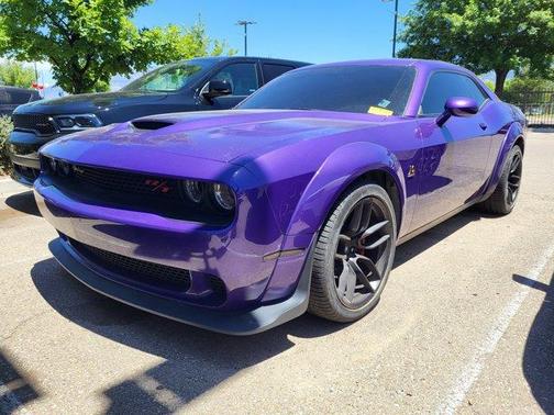 Plum Crazy Pearlcoat 2019 Dodge Challenger R/T Scat Pack