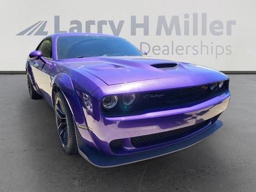 Plum Crazy Pearlcoat 2019 Dodge Challenger R/T Scat Pack