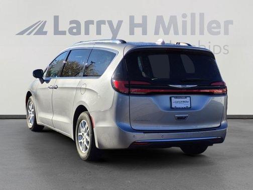 2021 Chrysler Pacifica Touring-L