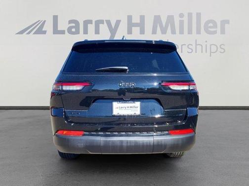 2025 Jeep Grand Cherokee L Laredo