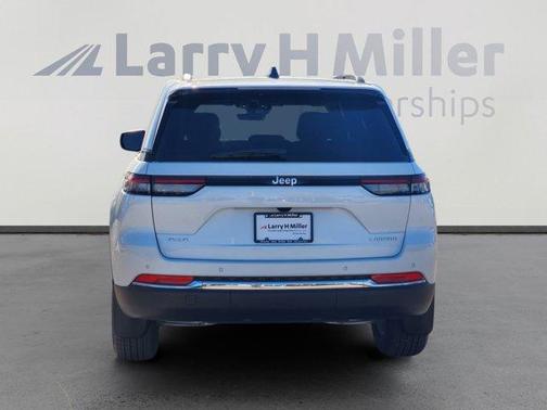 2025 Jeep Grand Cherokee Laredo X