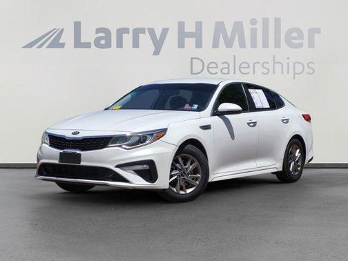 Snow White Pearl 2019 Kia Optima LX