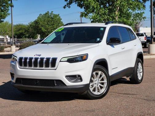 Bright White Clearcoat 2022 Jeep Cherokee Latitude Lux