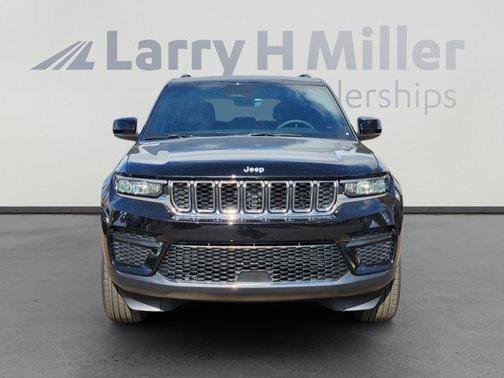 2025 Jeep Grand Cherokee Laredo X