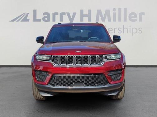 2025 Jeep Grand Cherokee Laredo X